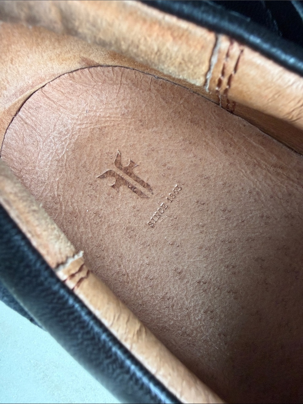 Frye Black Leather Ivy Slip On - Picture 2 of 9